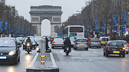 The Champs Elysees in Paris France. http://www.enjoy-europe.com/18-0440.jpg