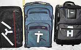 Soft side roller suit cases. http://www.enjoy-europe.com/home/DSCN0101-BrandedBags-260-3.jpg