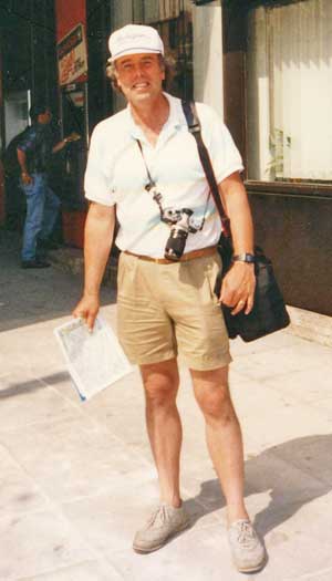 Author and photogrpher John Bermont dressing casual in Athens, Greece.