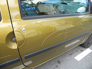 Wanton vandalism in Paris, France. http://www.enjoy-europe.com/hte/chap18/Chap18images/0732Scratch.jpg