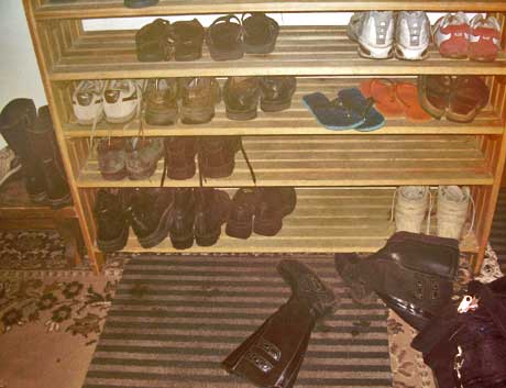 Vilnius hostel shoe rack. http://www.enjoy-europe.com/typ/images/P1180137-VilniusHostelShoeRack.jpg